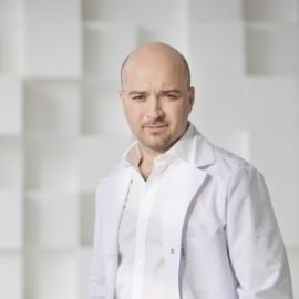 Интервью с пластическим хирургом Анисимовым Алексеем Юрьевичем.
